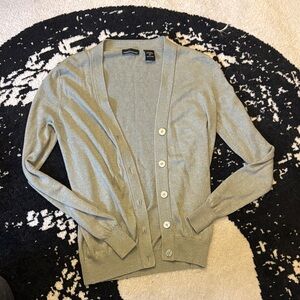 Moda International Silk Cashmere Women's Cardigan Sweater in Neutral Green